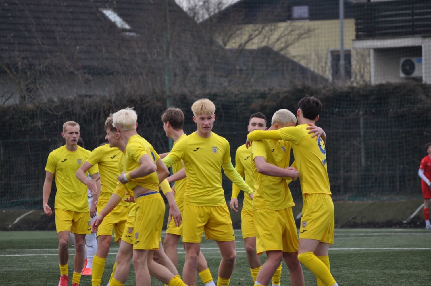 u17DomOli9