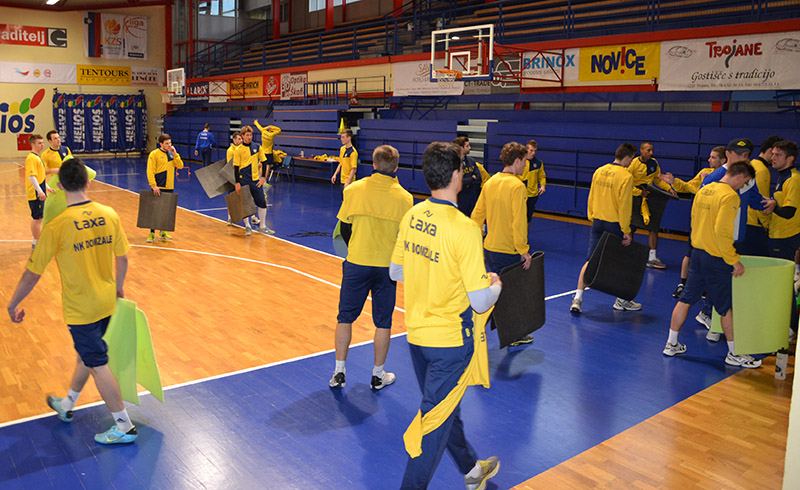ekipa_tr23012014.jpg