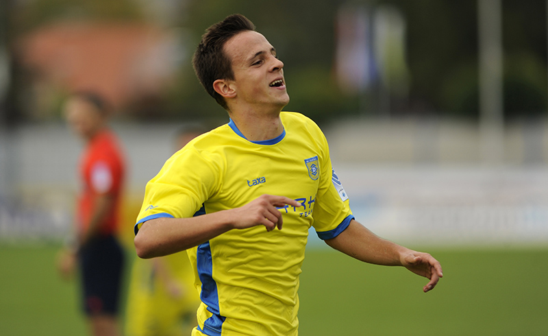 Nemanja Maksimović