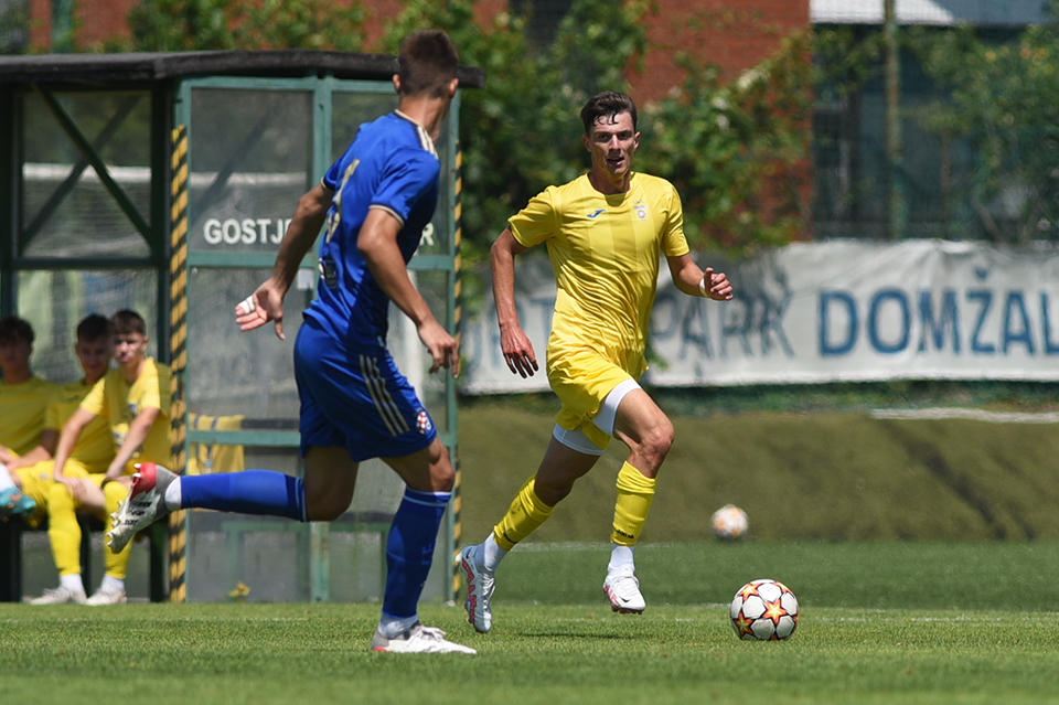 DomU19U17
